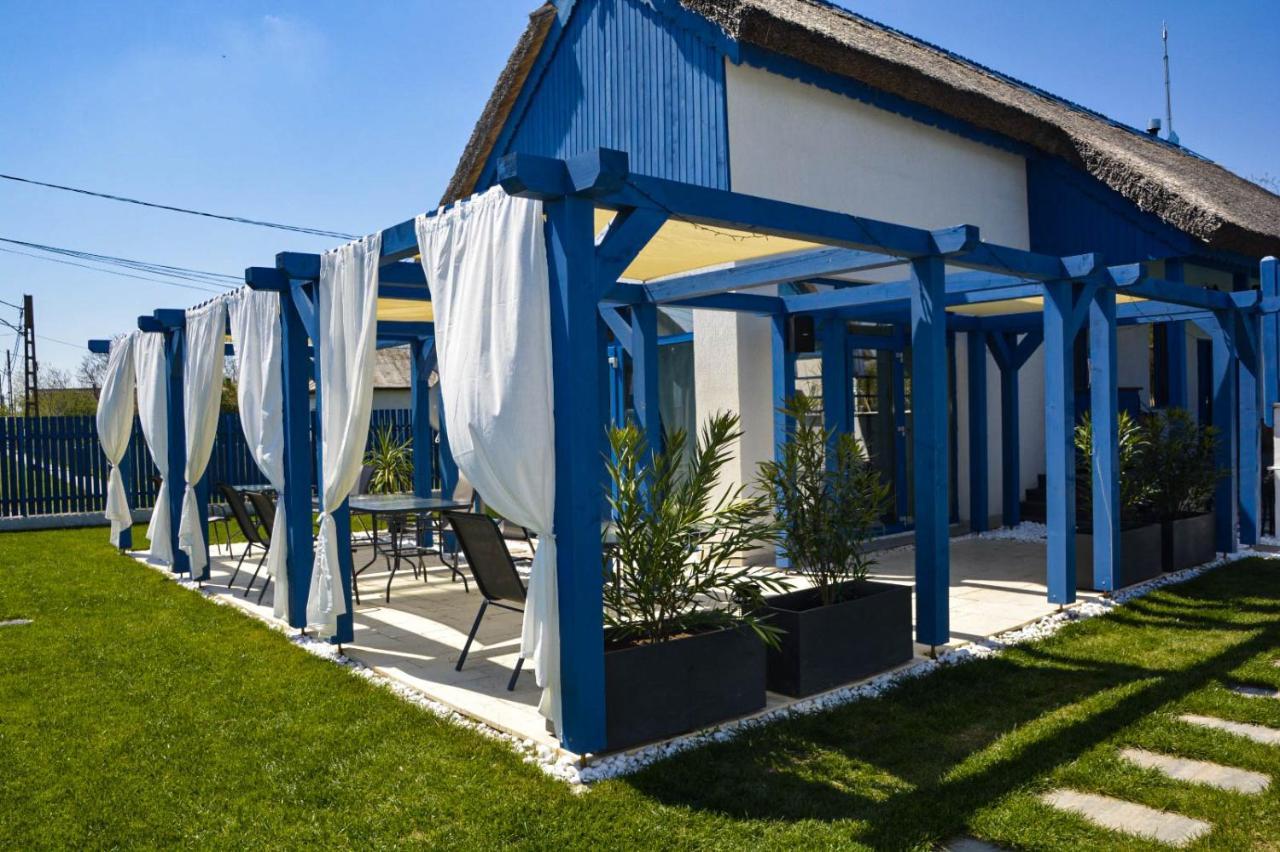 Deja Blue - Adult Only Hotell Sfântu Gheorghe Eksteriør bilde