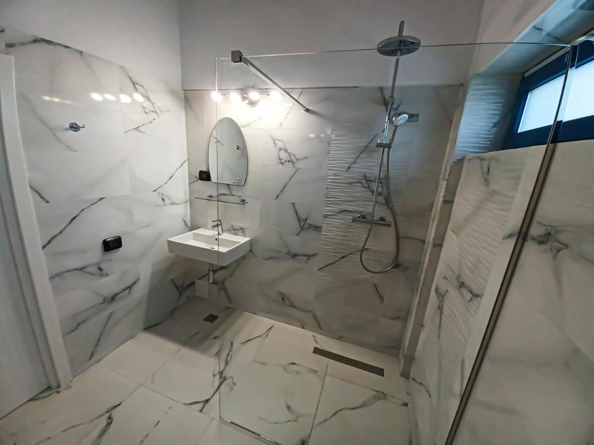 Deja Blue - Adult Only Hotell Sfântu Gheorghe Eksteriør bilde